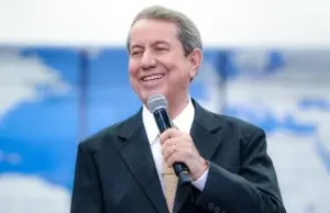 RR Soares no Programa do Jo