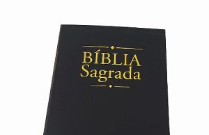 Como é ser um contrabandista de Bíblias no século 21?